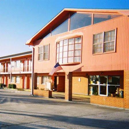 Briarwood Motel Валдоста Экстерьер фото